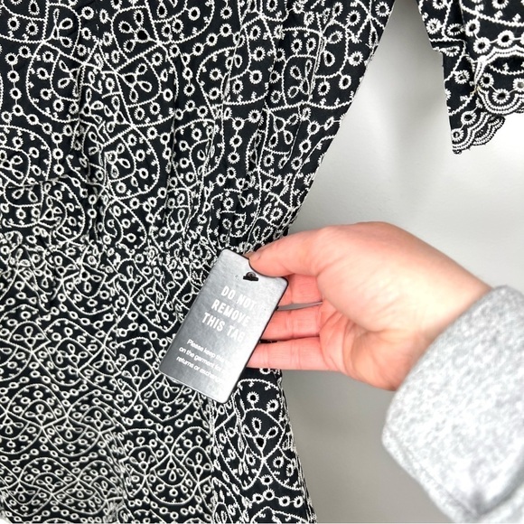 Express Boho Western Embroidered Eyelet Scallop Short Sleeve Romper Size XS - Picture 4 of 16